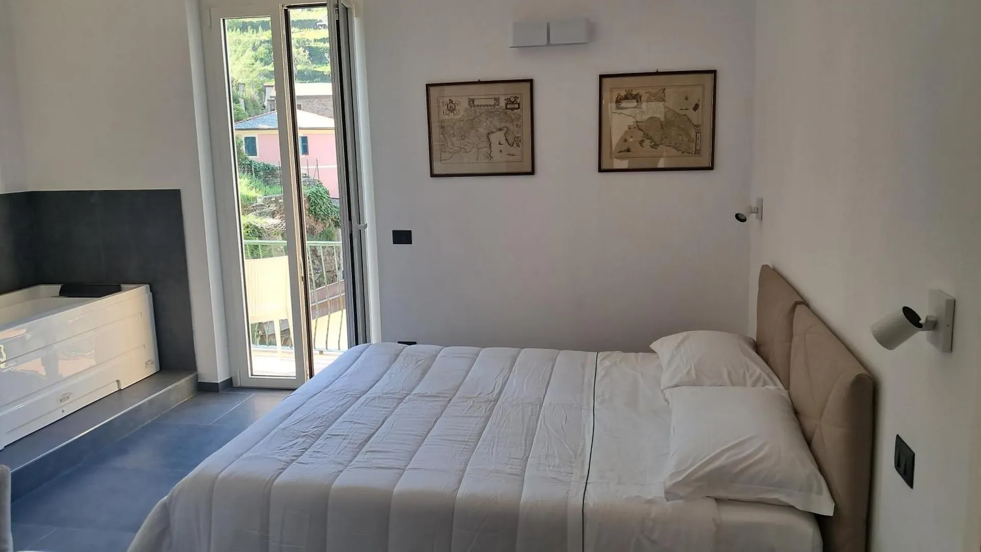 Da Zoe Suite Fontanavecchia ヴェルナッツァ イタリア